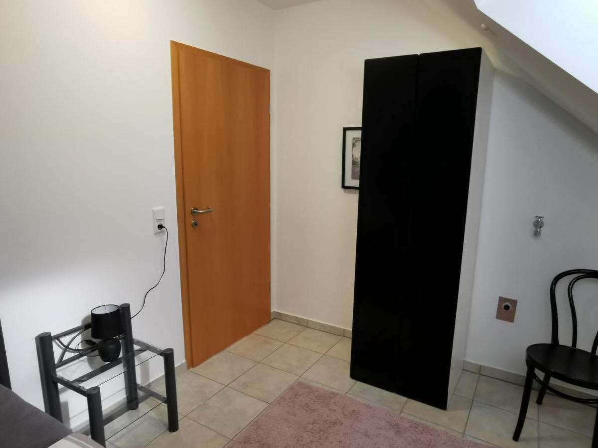 Ferienwohnung Falkenhof リンドラー エクステリア 写真